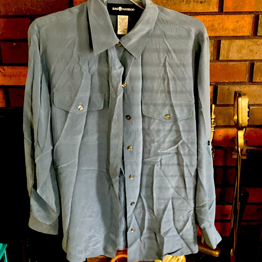 Blue/gray button down long sleeve shirt